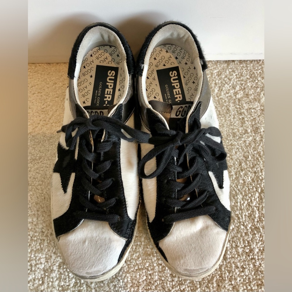 Golden Goose Super Star Sneakers. Black, white and gold. Size 38. Lightly worn. - Picture 6 of 16